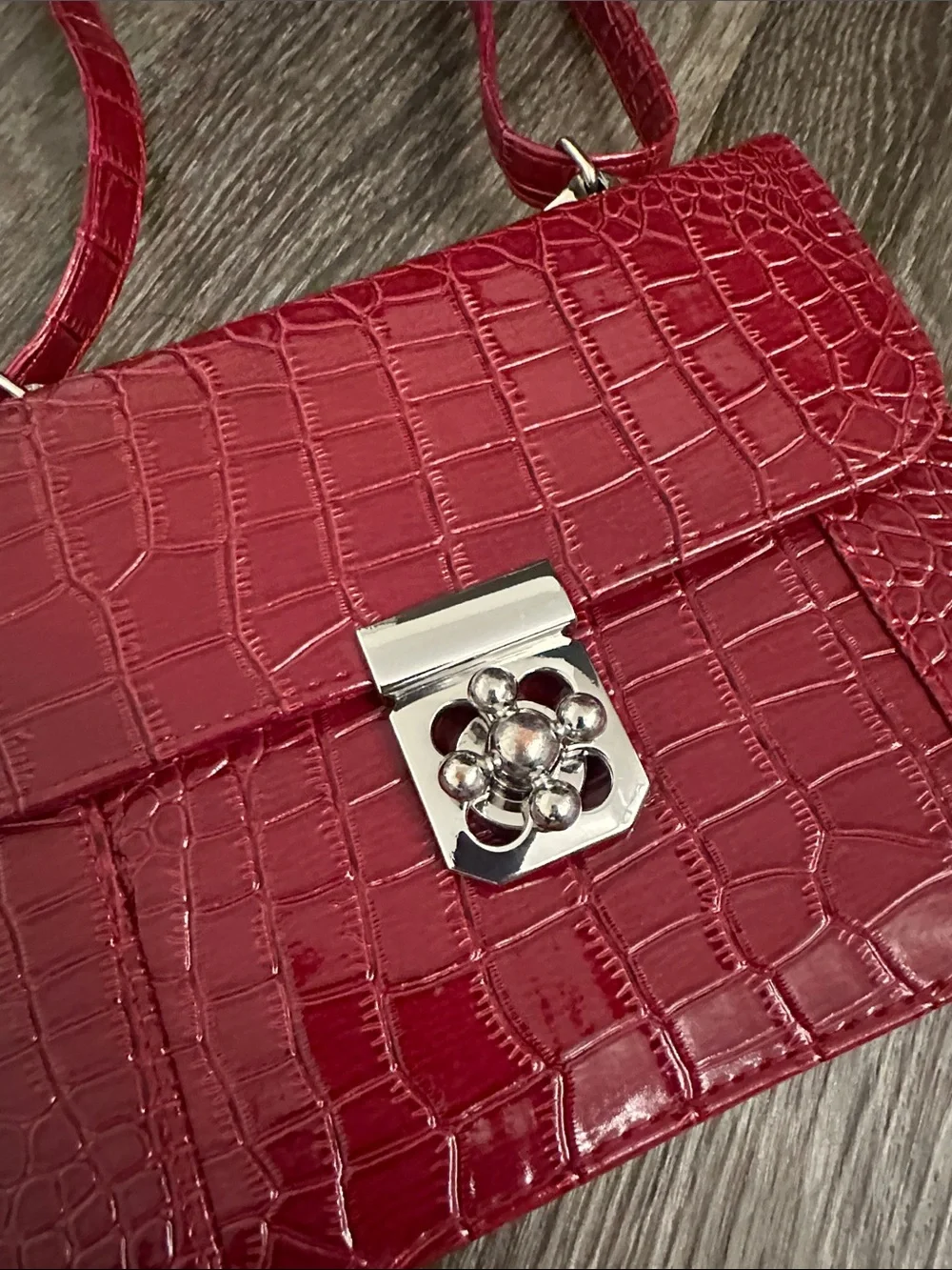 Call It Spring Red Shoulder Bag - Picture 3 of 3